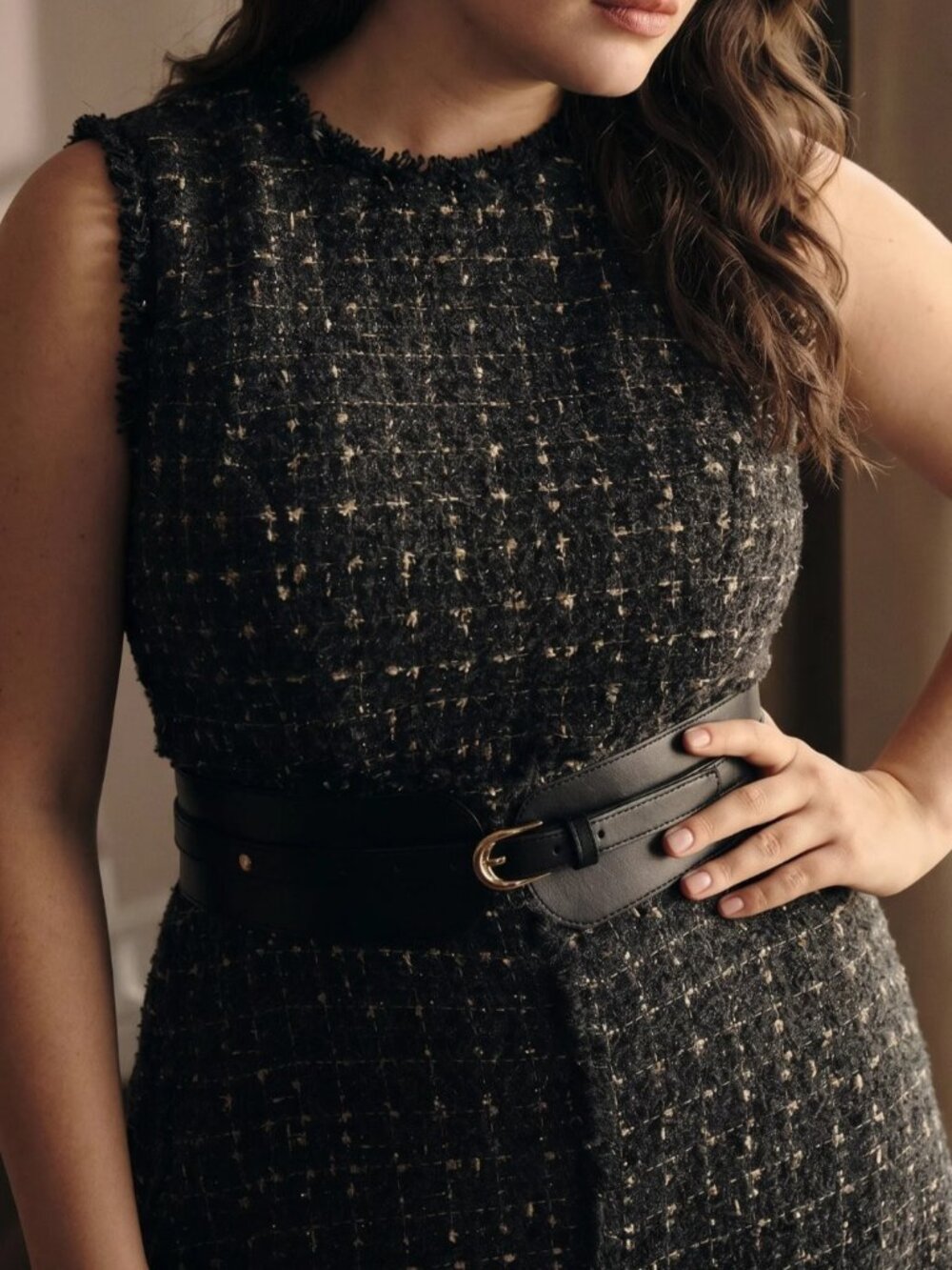 Dark Grey Elegant Women's Tweed Sleeveless Midi Dress - Picture 6 of 6